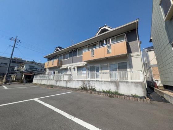ゼフィール芳泉B棟