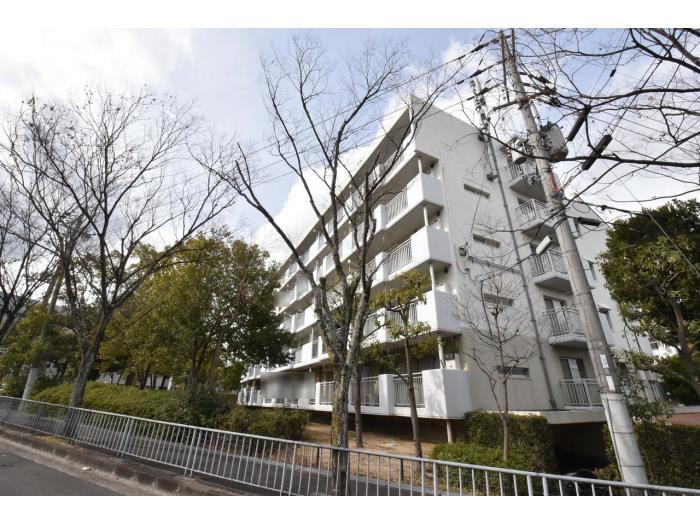 UR泉北城山台二丁団地27号棟