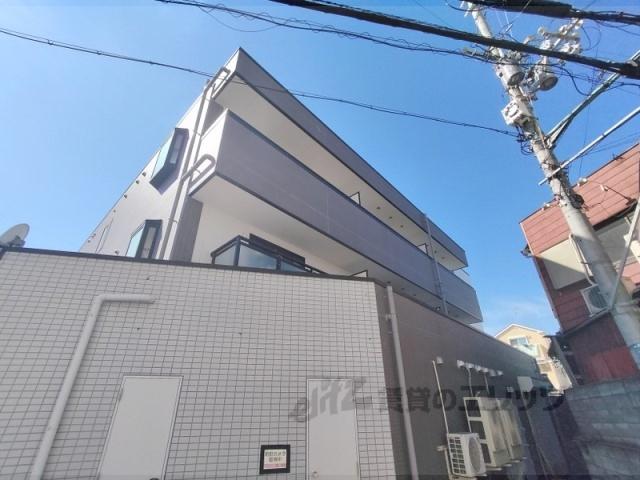 シャトルウエスト