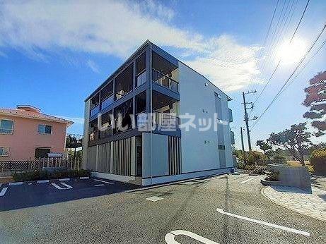 小田急江ノ島線 鵠沼海岸駅 徒歩14分  築4年