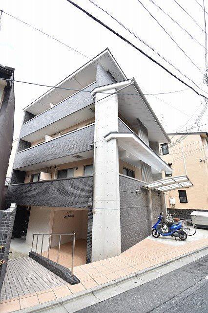 クレアーレ富小路