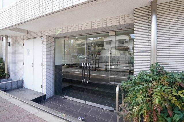 LE-LION IKEBUKURO