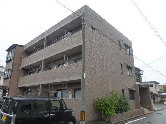 エミネンスヴィラ壱番館