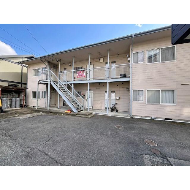 ハイツエトランゼみこと川 A