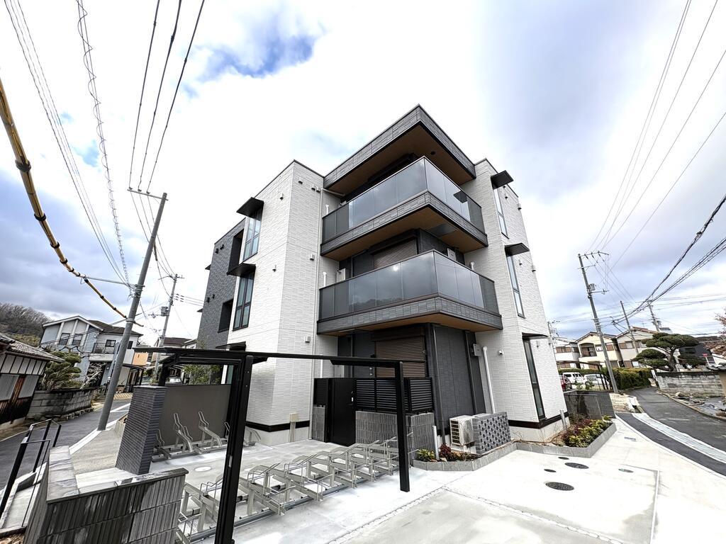 CASA MUKAINO