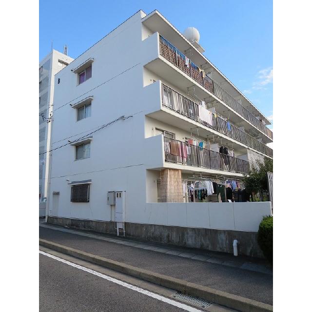 マンション緑黒石B棟