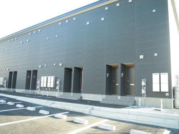 ＪＲ東北本線 紫波中央駅 徒歩10分  築2年(1LDK/2階)