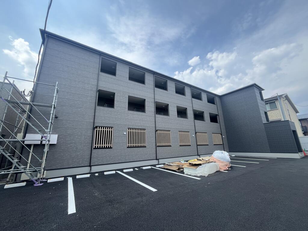 RS RESIDENCE