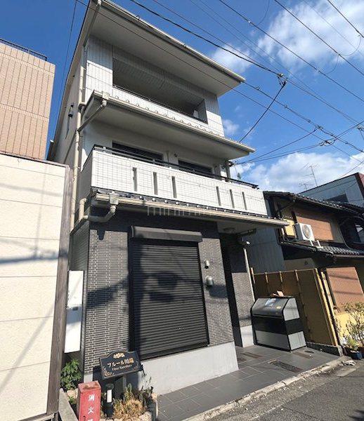 フルール川端