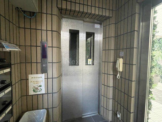 メインビル調布