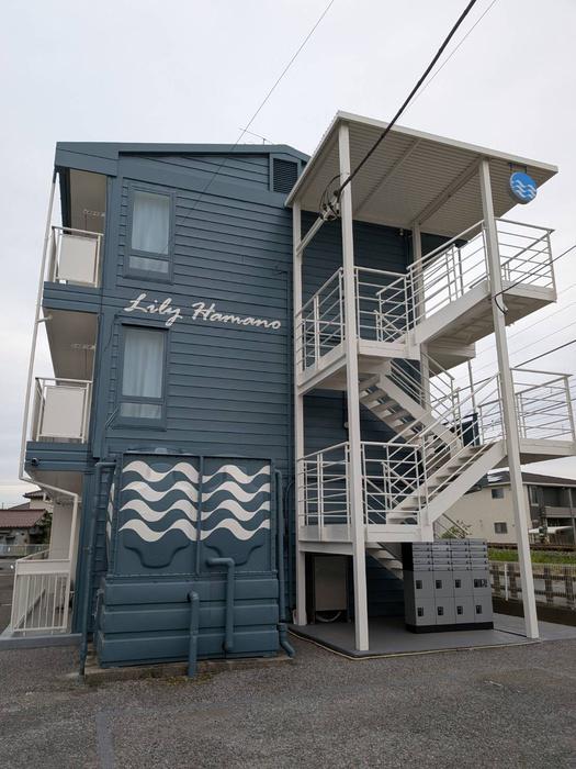 LILY浜野
