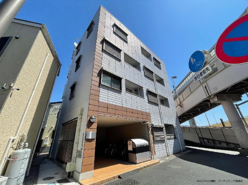 サンパレスM