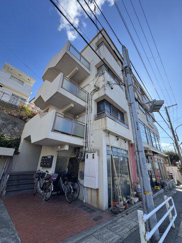 ラムール五位の池