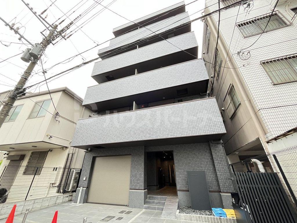 GARAGIA