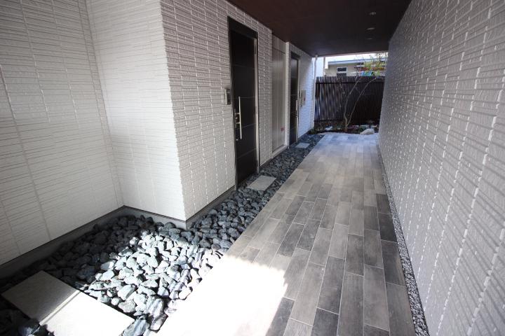 ソワニエ千里藤白台