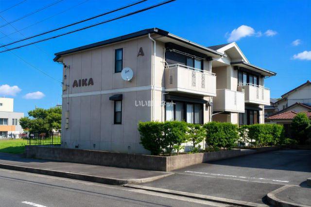 AIKA A