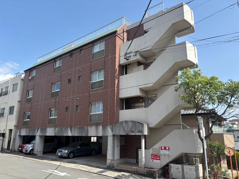 フローネ橋口