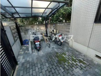 メゾン・ウイ(1K/1階)の間取り写真