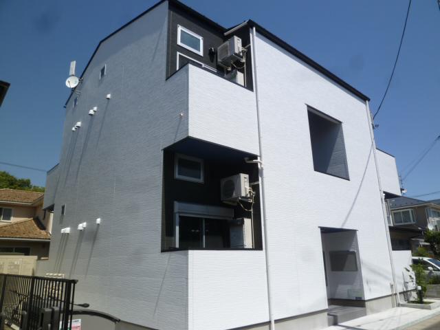 BEEHOUSE
