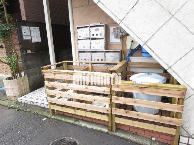 ユエ・ヴィ・調布