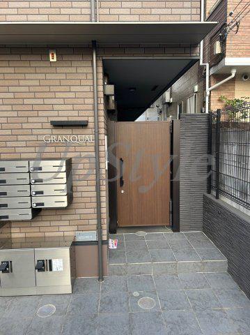 グランクオール西綾瀬1丁目