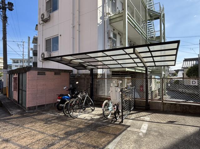 ロイヤルプラザ