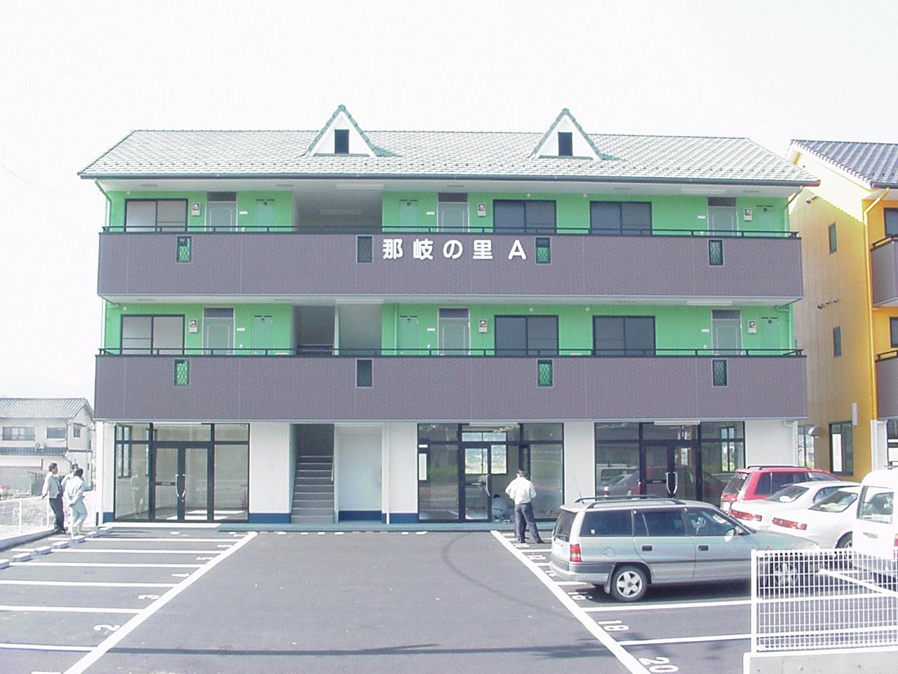 那岐の里A棟(2DK/2階)