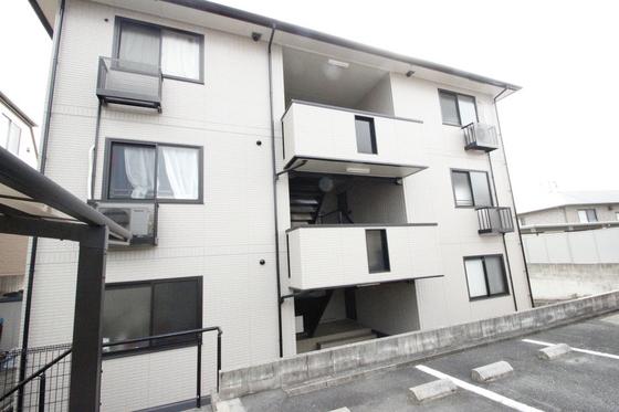 セジュール石田F