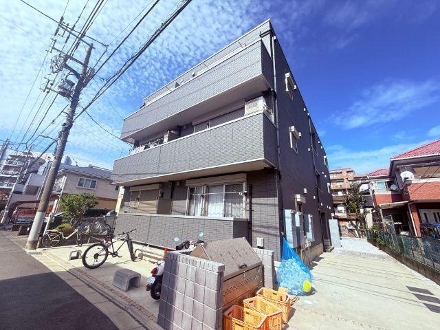 サリサ.C