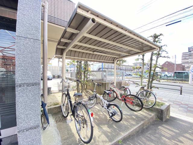 アーバンビル早川