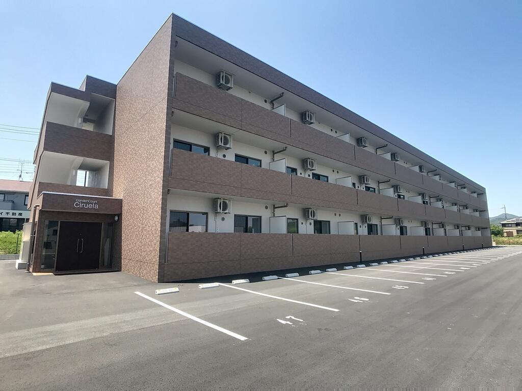 GARDENCOURT CIRUELA