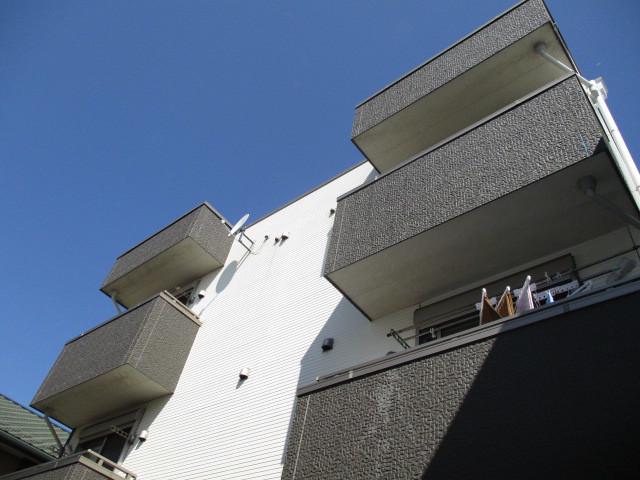 ウエスト八番館