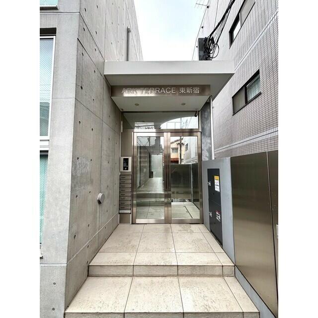 ARK TERRASE 東新宿