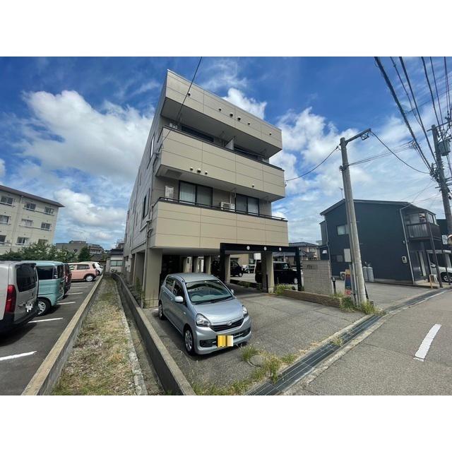 ＩＲいしかわ鉄道 金沢駅 徒歩18分  築25年(1LDK/2階)
