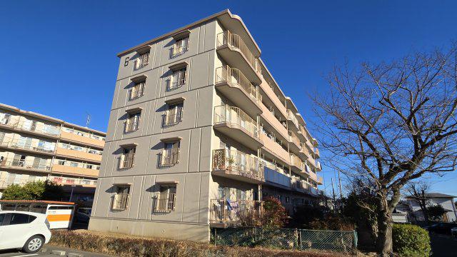 中央台ハイツ6号棟