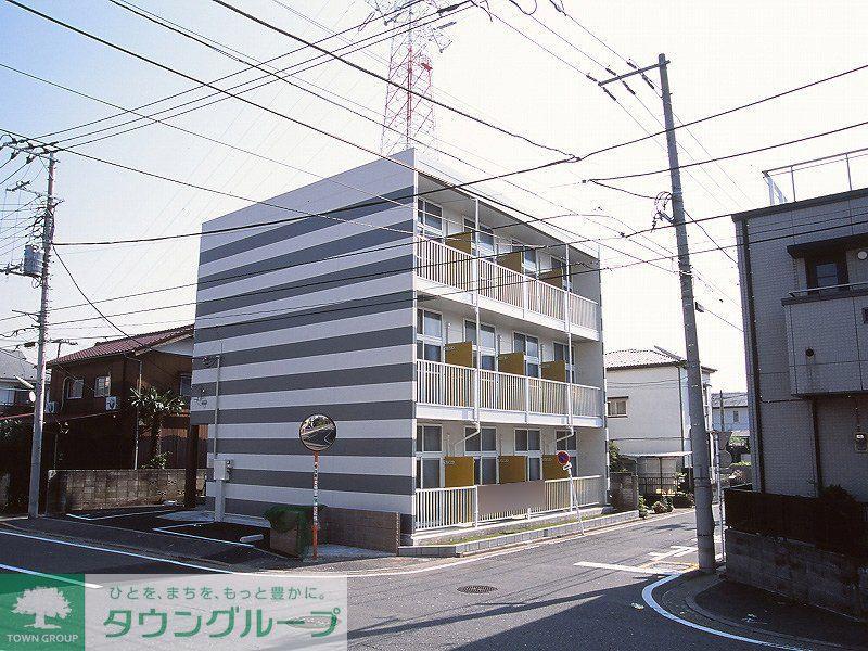 レオパレスラ ファミーユ