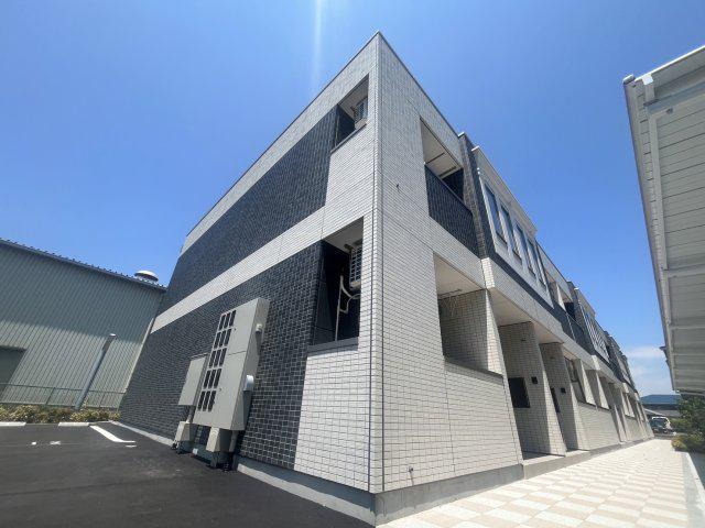 エイトポレール八木