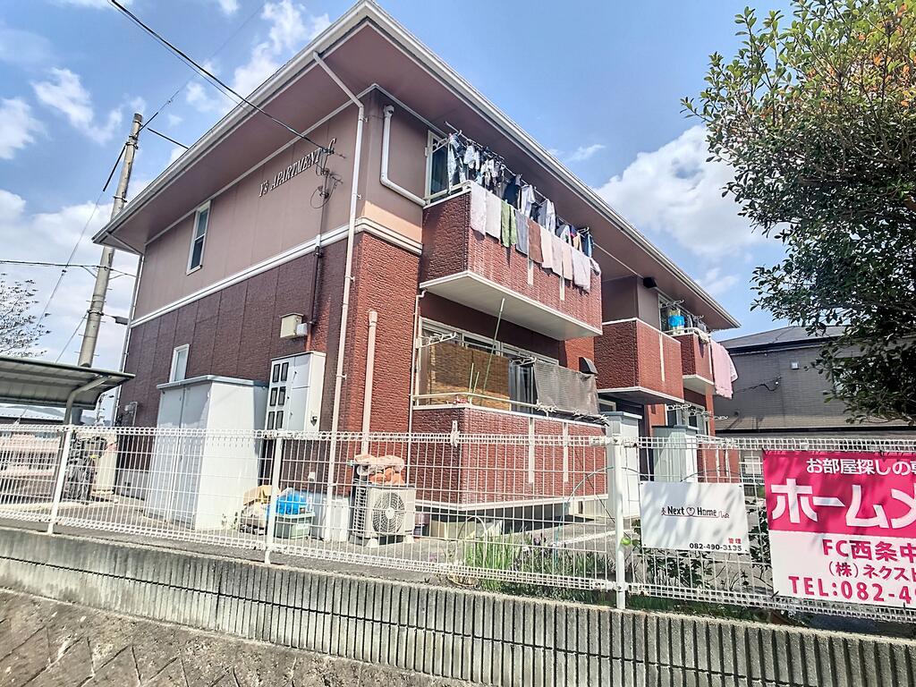 YS APARTMENTC棟(2LDK/2階)
