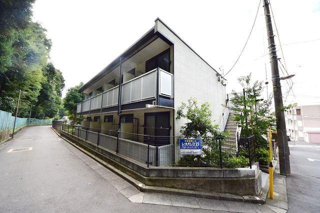 レオパレスラルジュ