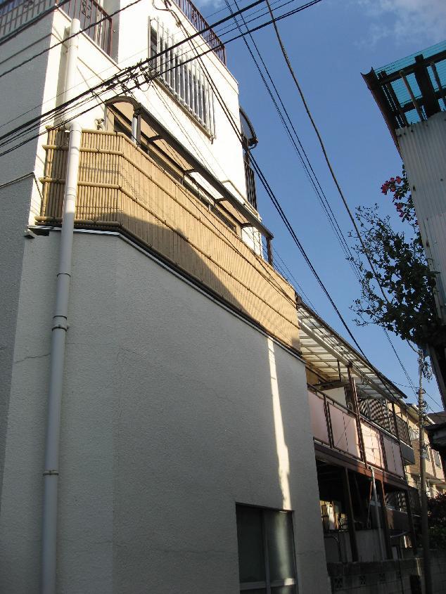 山岸荘