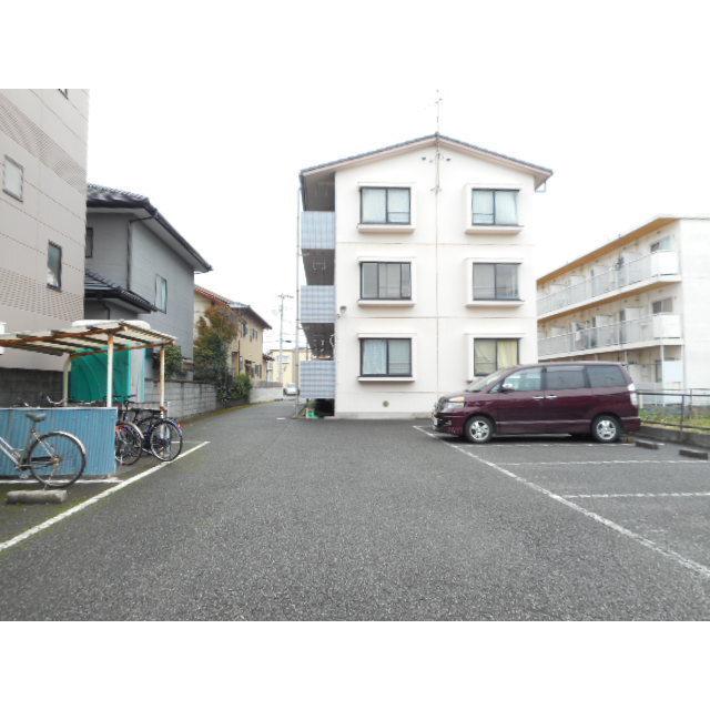 岩崎ハイツ