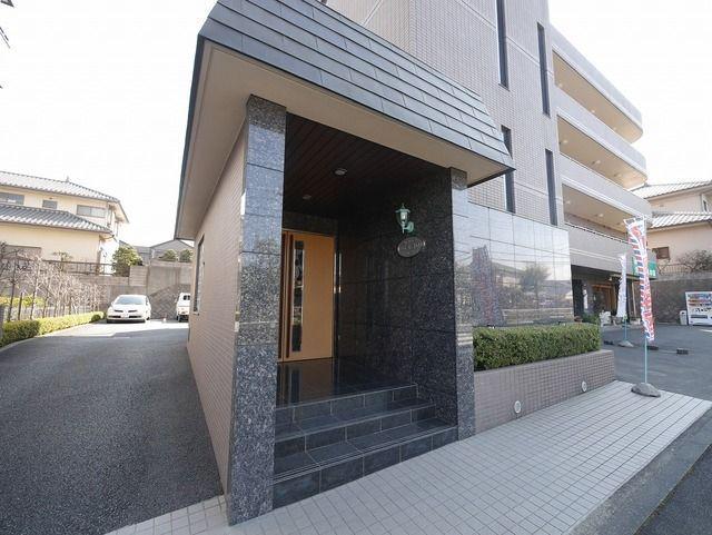 ロイヤルウイング