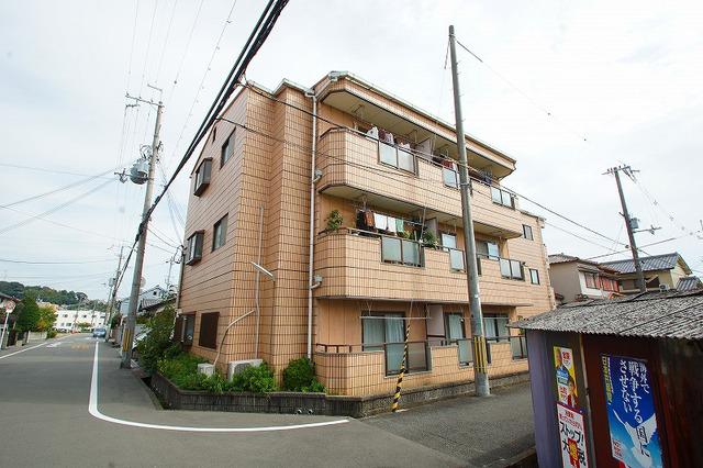 モアコート西真上