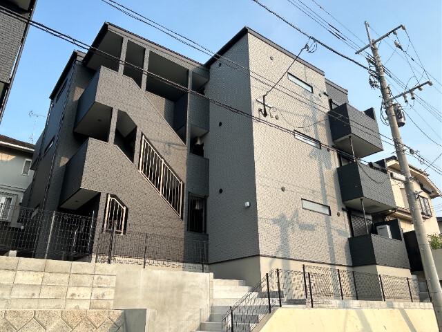CRECIA和白東IV