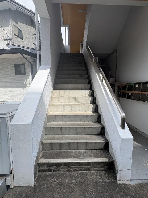 とみながビル