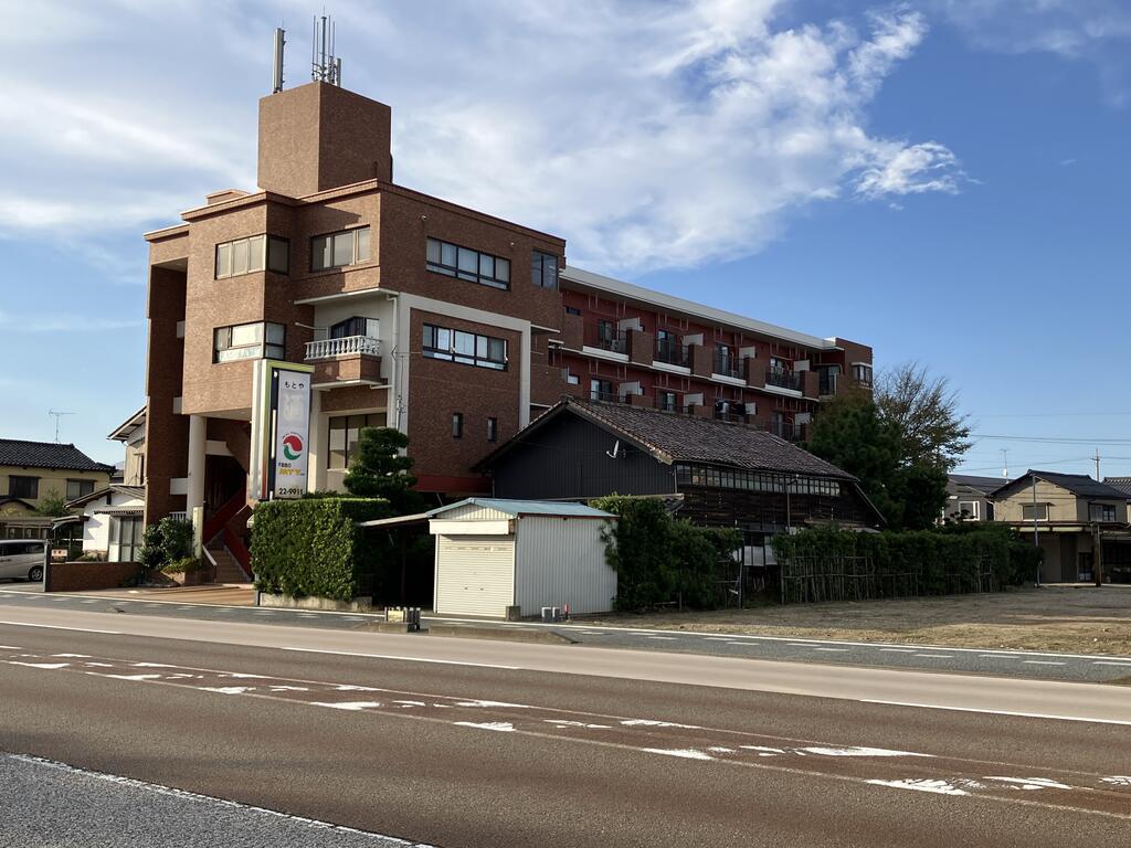 ウエラコート浜田(2DK/4階)