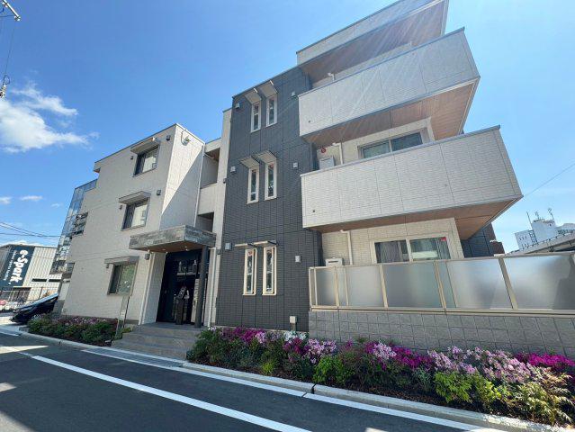 トリシア江坂