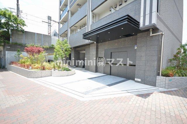 ワールドアイ難波南PORTA