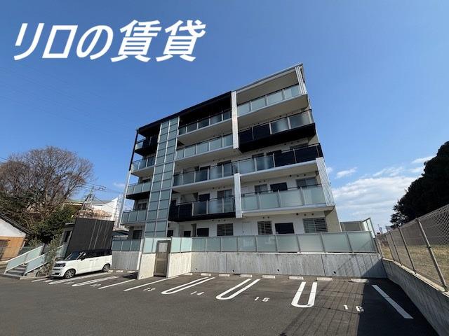 トライアングルヒルズ