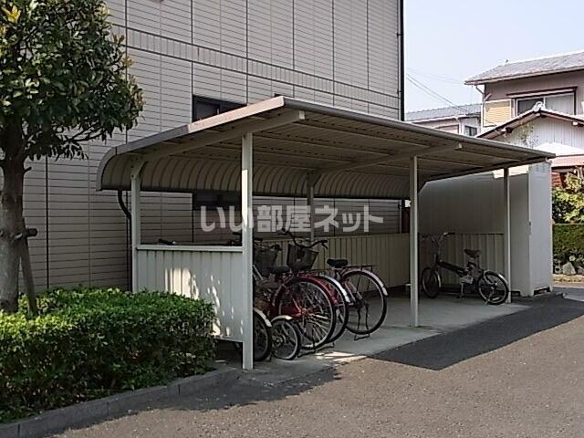メゾンクレストA